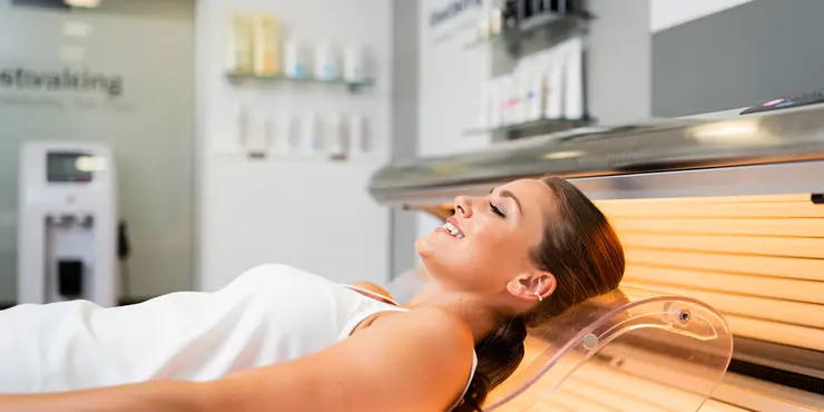 Are there any health benefits to tanning on sunbeds?