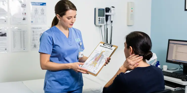 How long do symptoms of whiplash last?